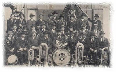 ancienne photo de la fanfare de Forel
